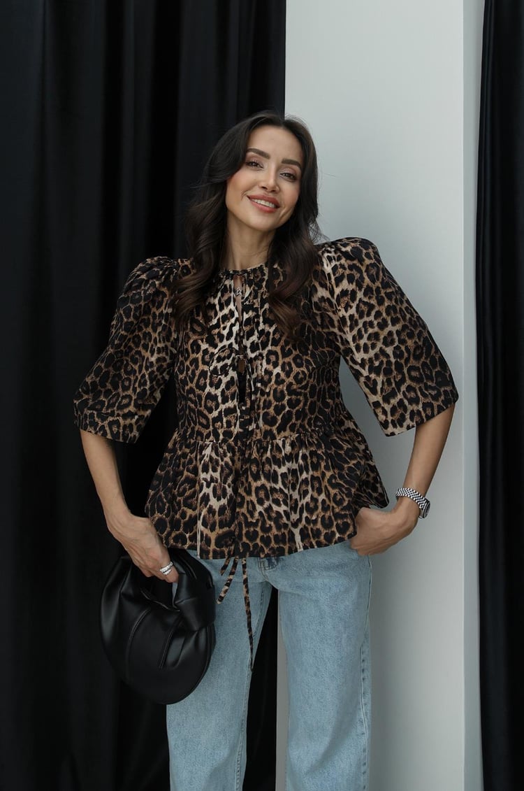 Leopar Voleta Önü Bağlamalı Bluz