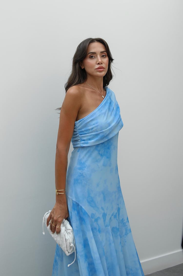 Mavi Desenli One Shoulder Şifon Elbise