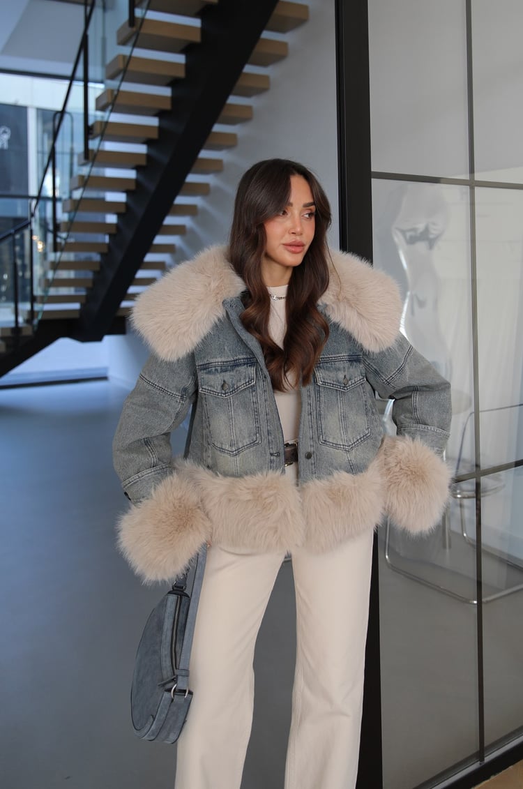 Mavi Vintage Kürk Detaylı Denim Mont