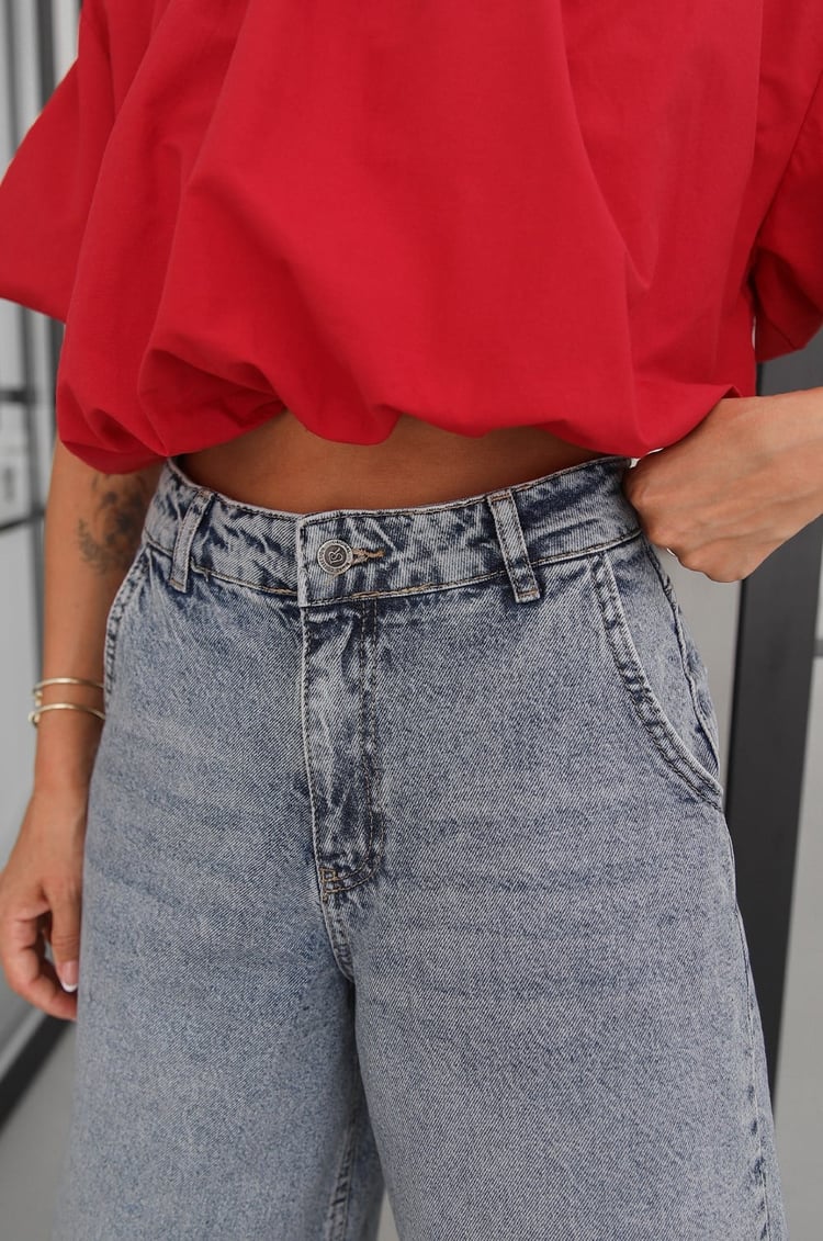 Mavi Yanları Cepli Kapri Denim Şort
