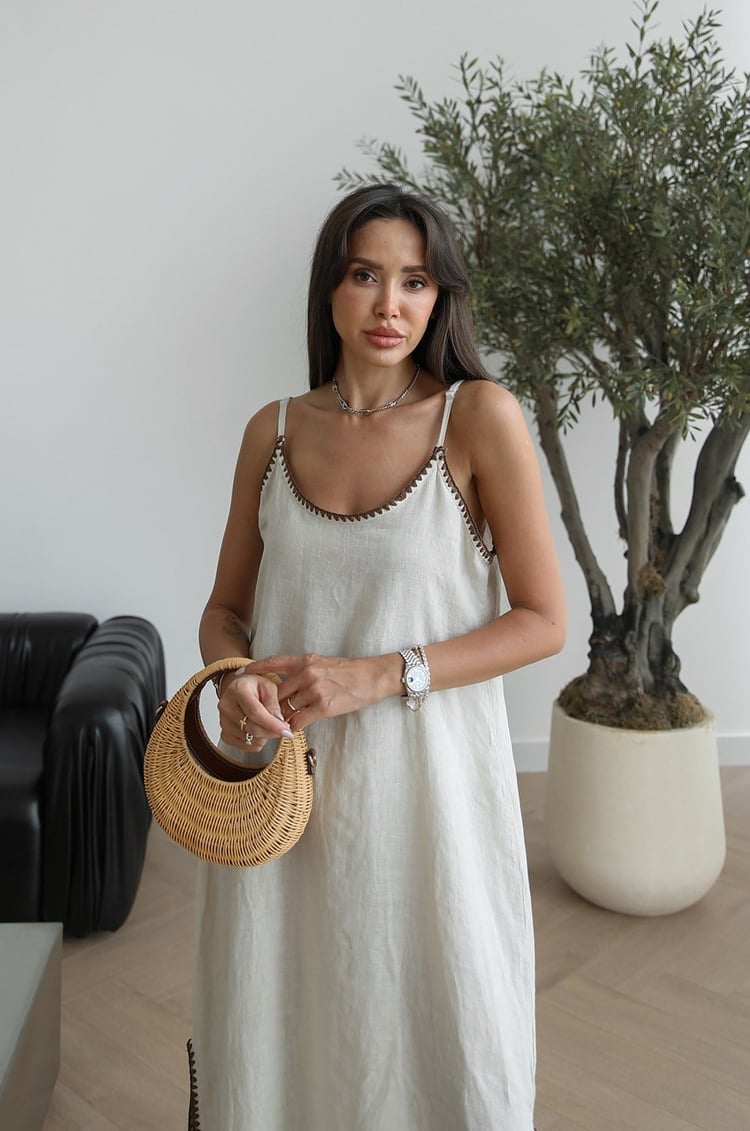 Natural Kenar İşlemeli Bluz Elbise Takım