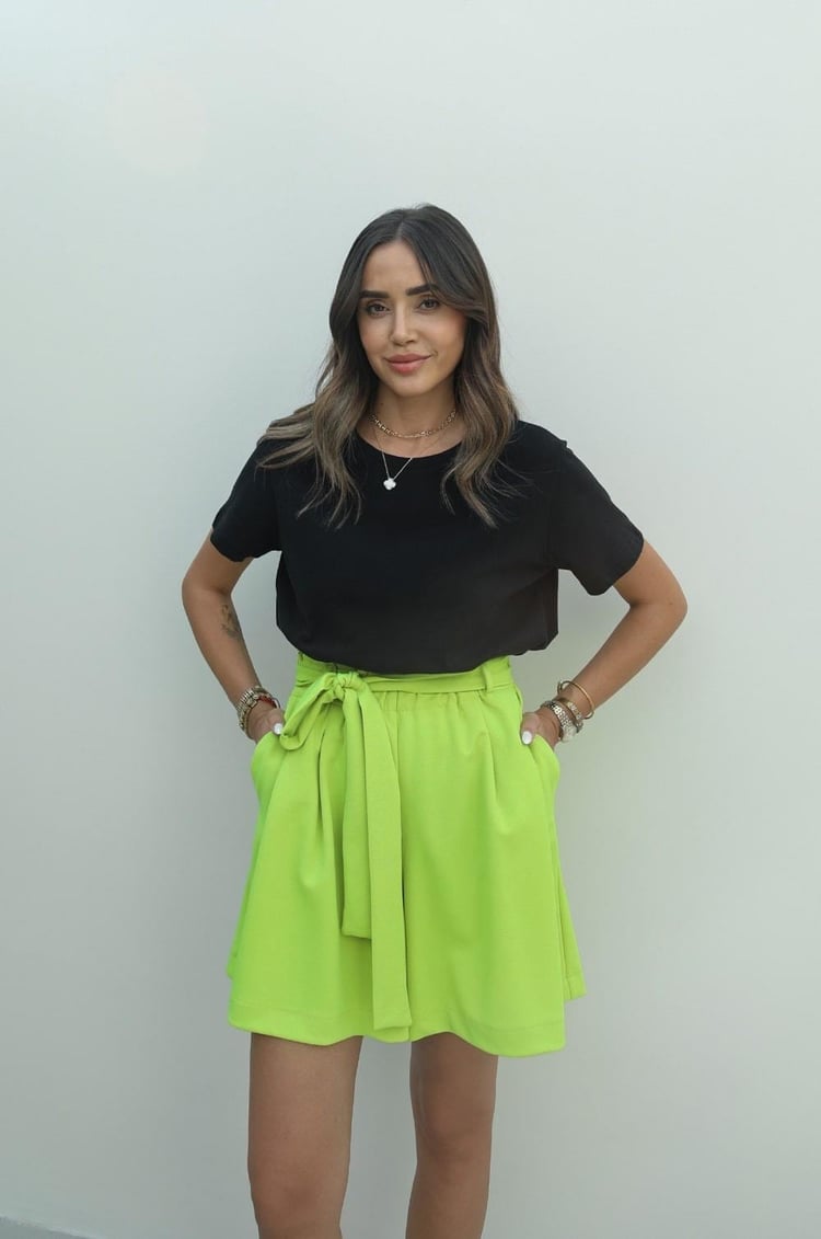 Neon Yeşil Kuşaklı Şort