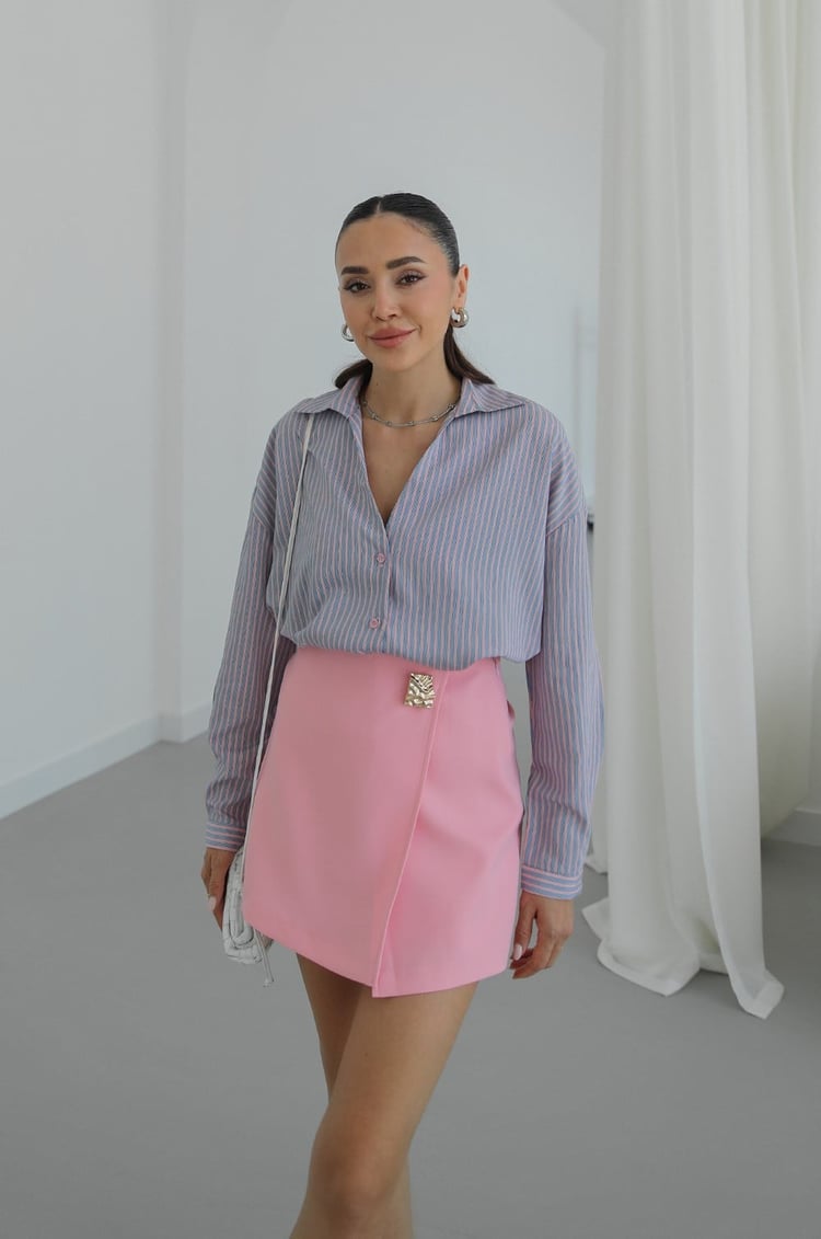 Pembe Açık Yaka Çizgili Oversize Gömlek