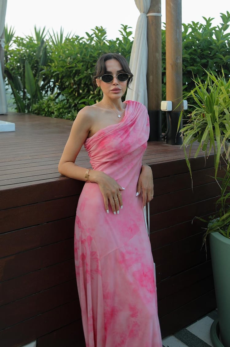 Pembe Desenli One Shoulder Şifon Elbise