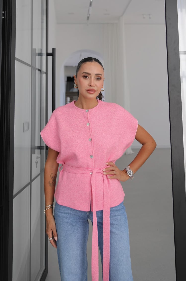Pembe Kap Kol Kuşaklı Yelek