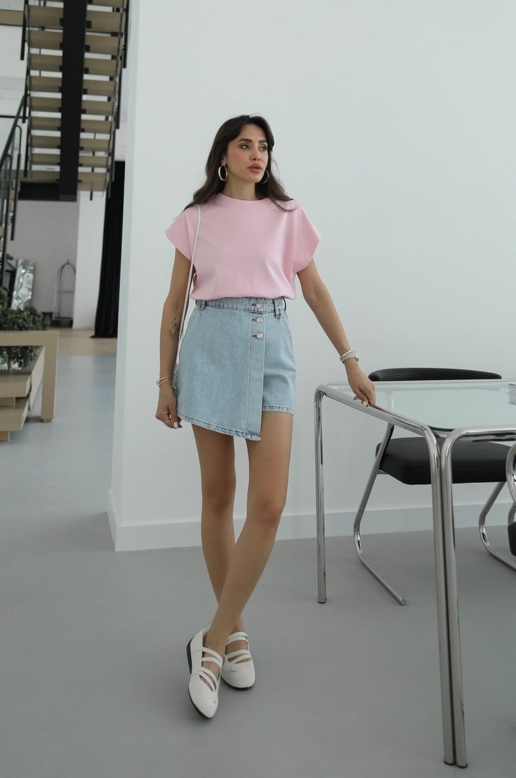Pembe Kapak Kol Basic Tişört