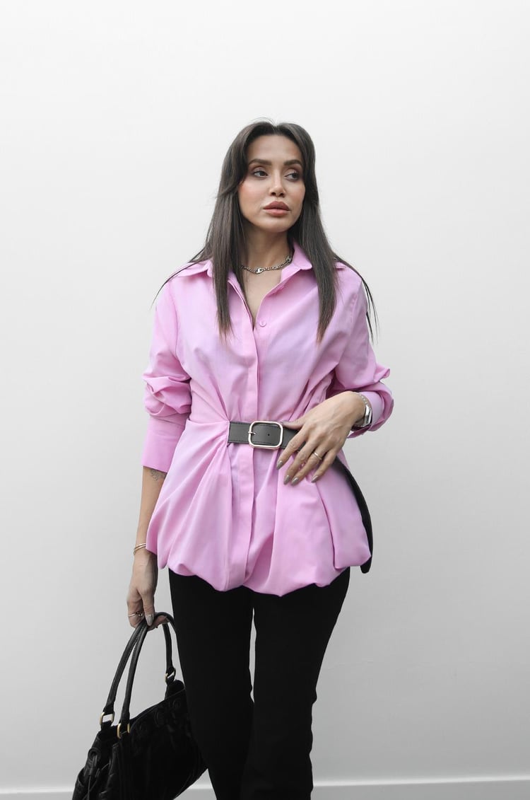 Pembe Kemer Detaylı Gömlek