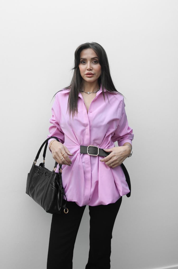 Pembe Kemer Detaylı Gömlek