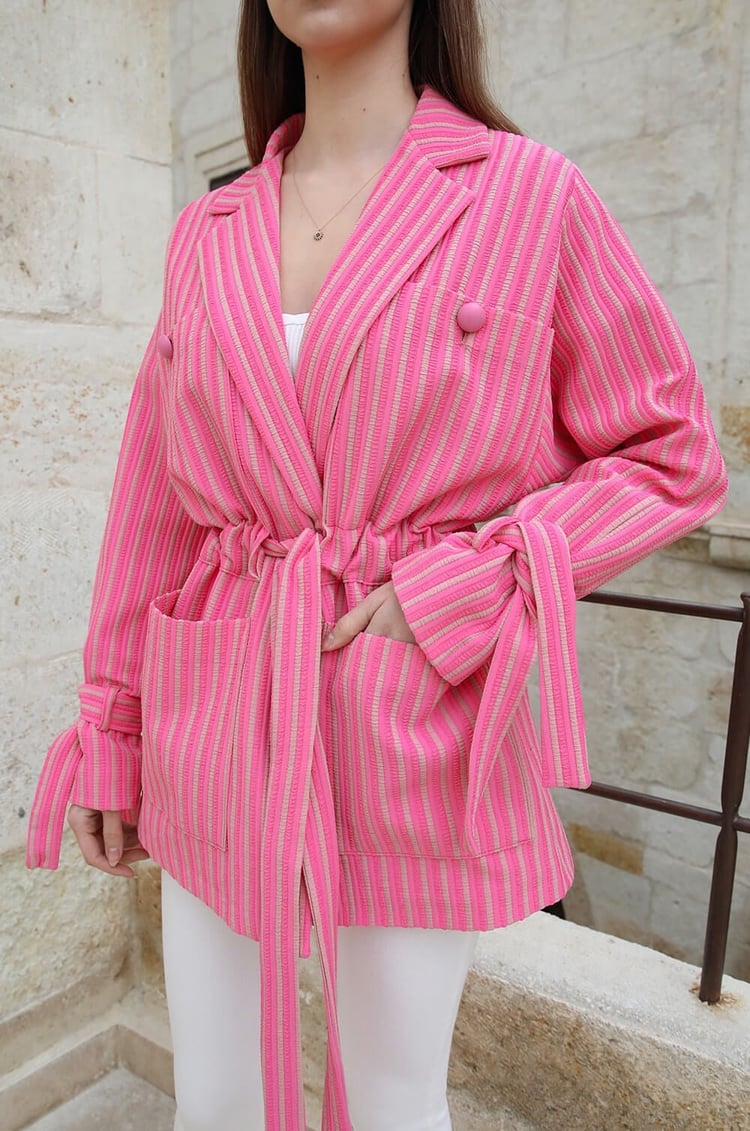 Pembe Maroken Çizgili Kuşaklı Ceket