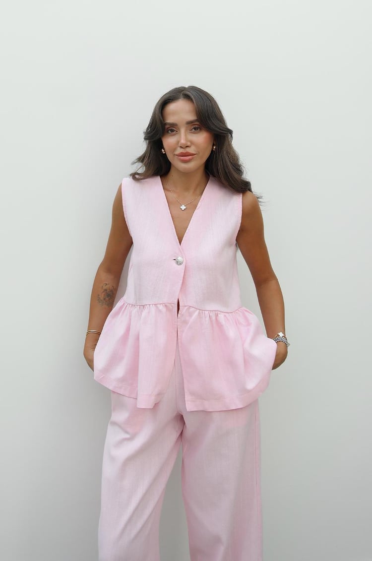 Pembe Önü Tek Düğmeli Yelek Pantolon Takım