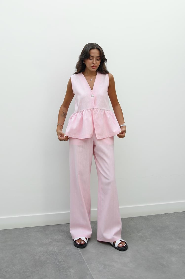 Pembe Önü Tek Düğmeli Yelek Pantolon Takım