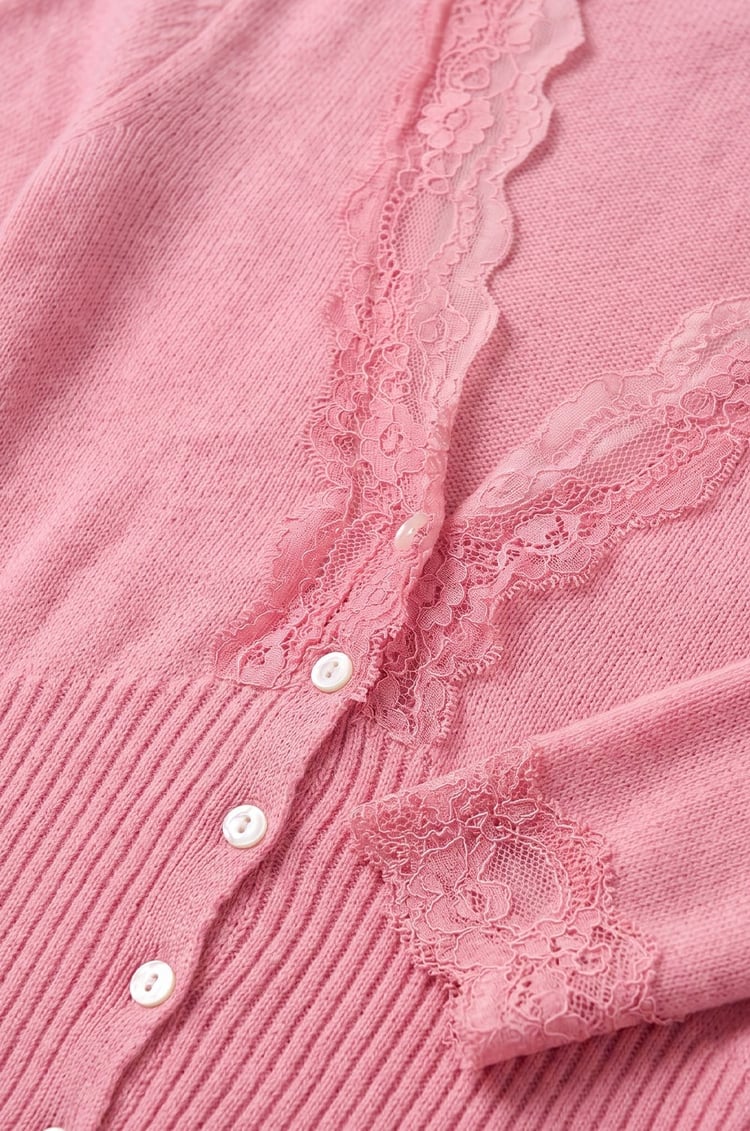 Pembe Sedef Düğmeli Dantel Detaylı Hırka