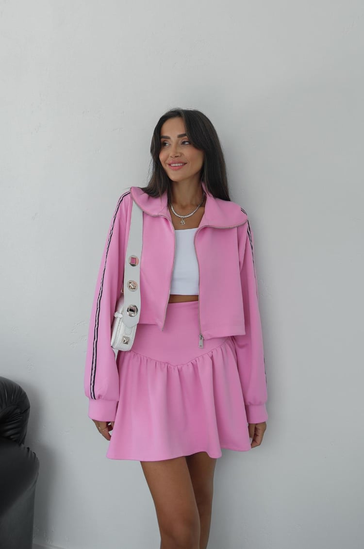 Pembe Şerit Aksesuarlı Ceket Etek Takım