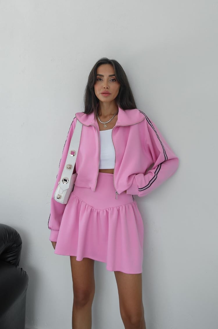 Pembe Şerit Aksesuarlı Ceket Etek Takım
