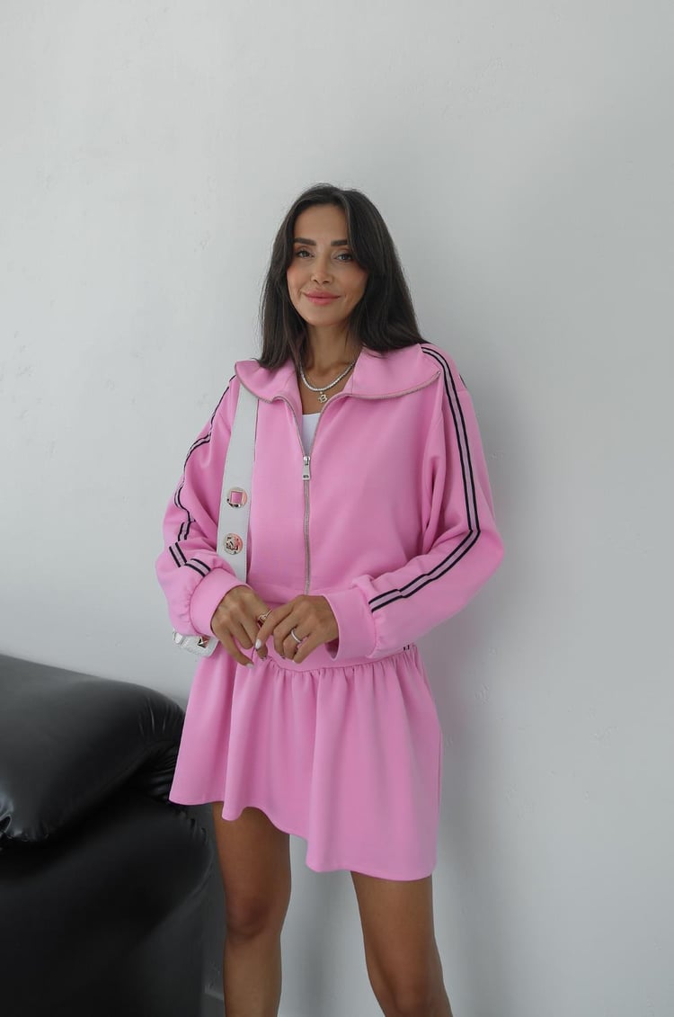 Pembe Şerit Aksesuarlı Ceket Etek Takım