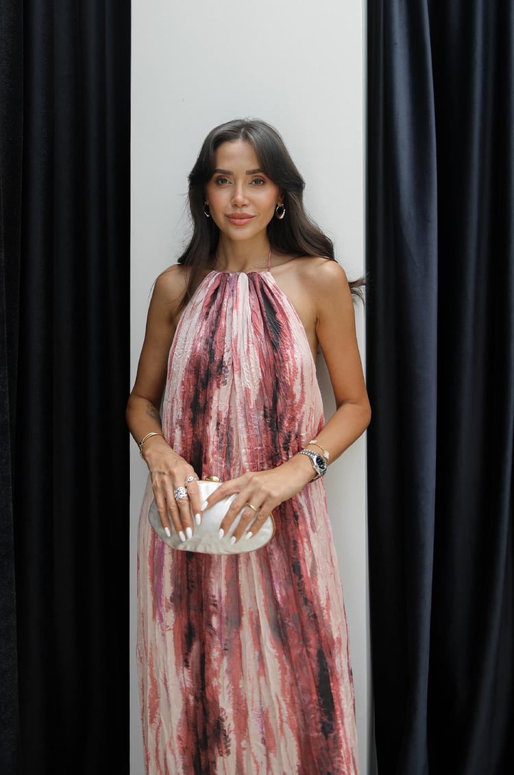 Pembe Sırt Dekolteli Desenli Elbise