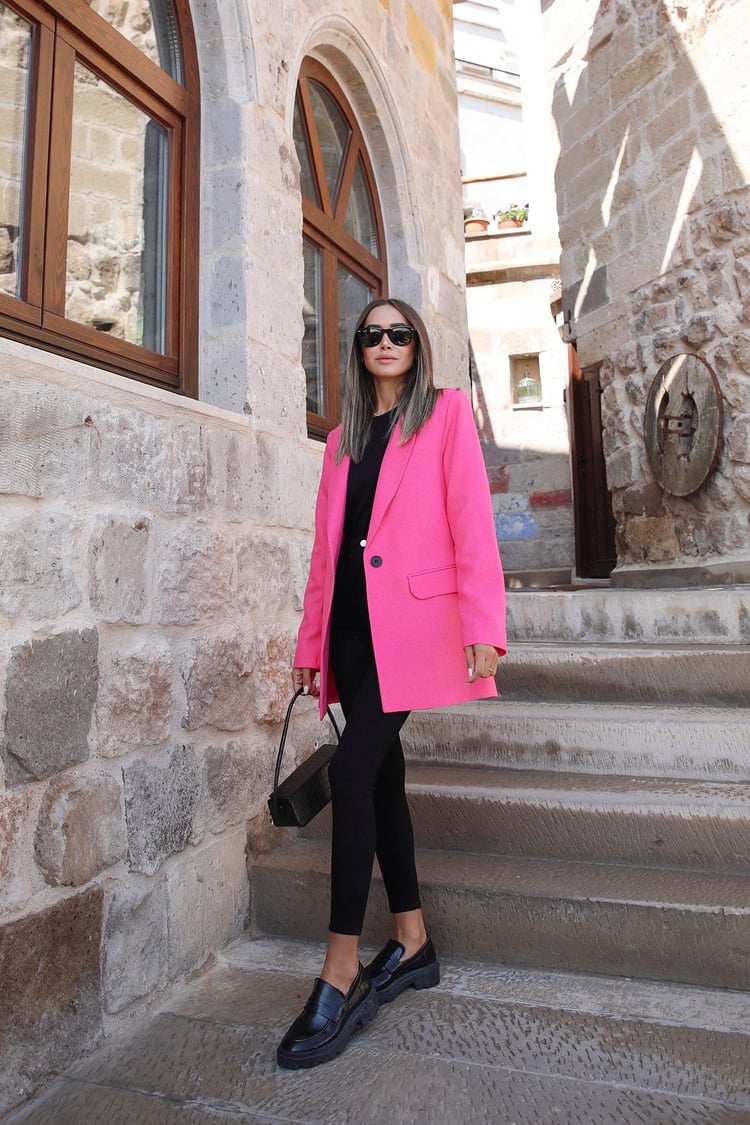 Pembe Tek Düğmeli Blazer Ceket