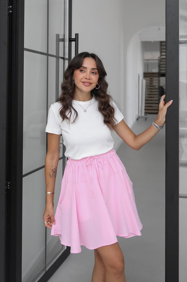 Pembe Volanlı Müslin Şort Etek