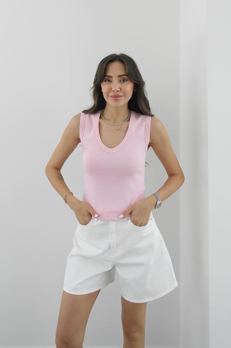 Pudra Pembe V Yaka Atlet