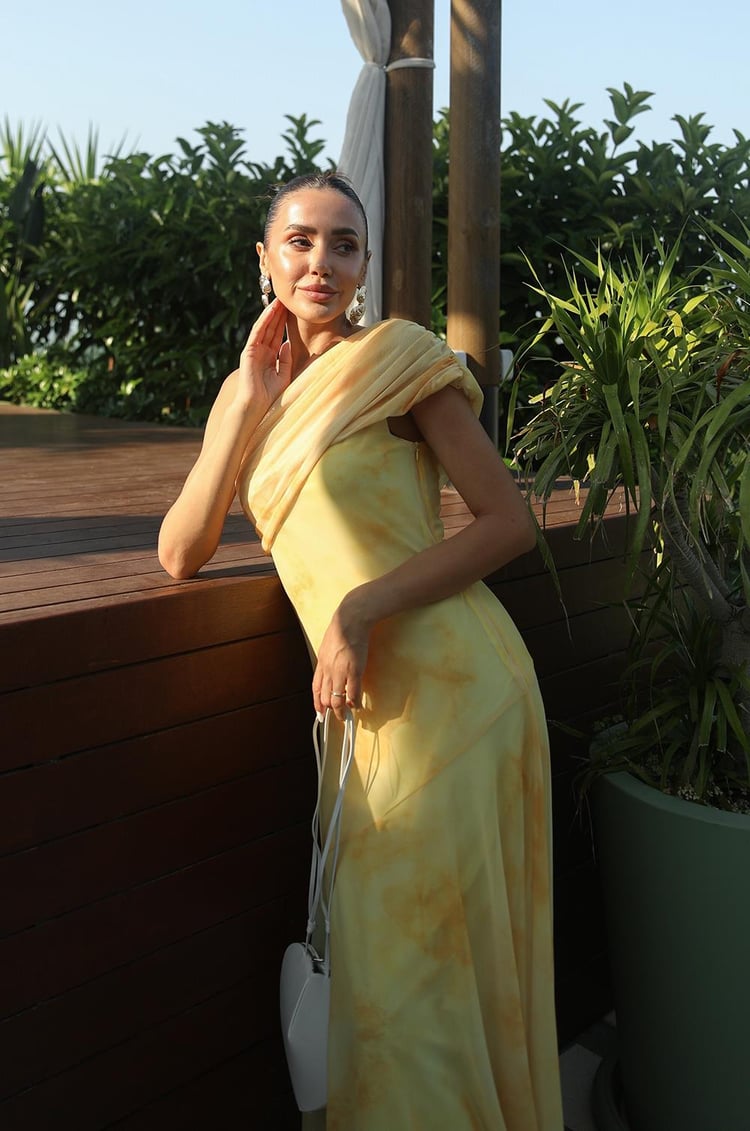 Sarı Desenli One Shoulder Şifon Elbise