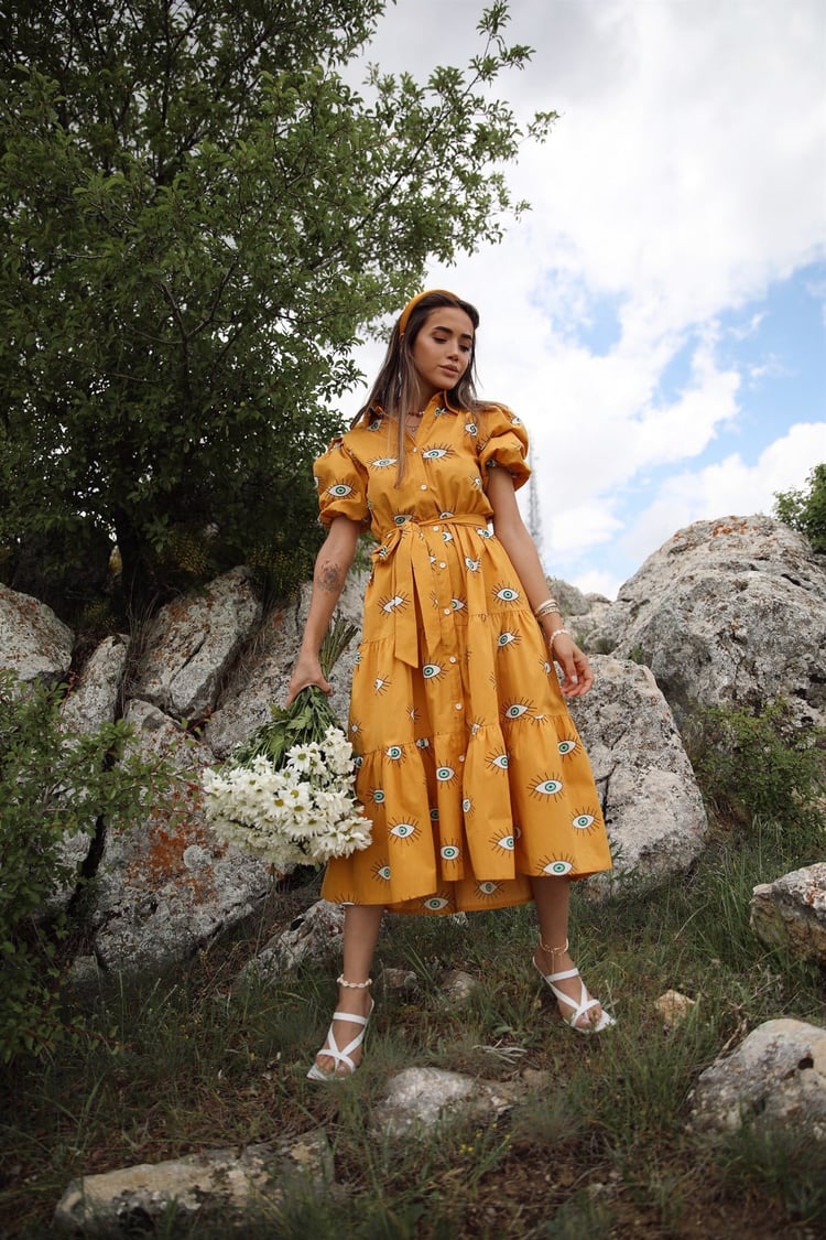 Sarı Göz Desenli Kuşaklı Elbise