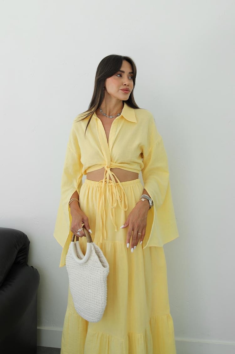 Sarı Önü Düğüm Detaylı Bluz Etek Takım