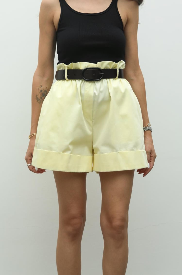 Sarı Tivigo Kemerli Şort