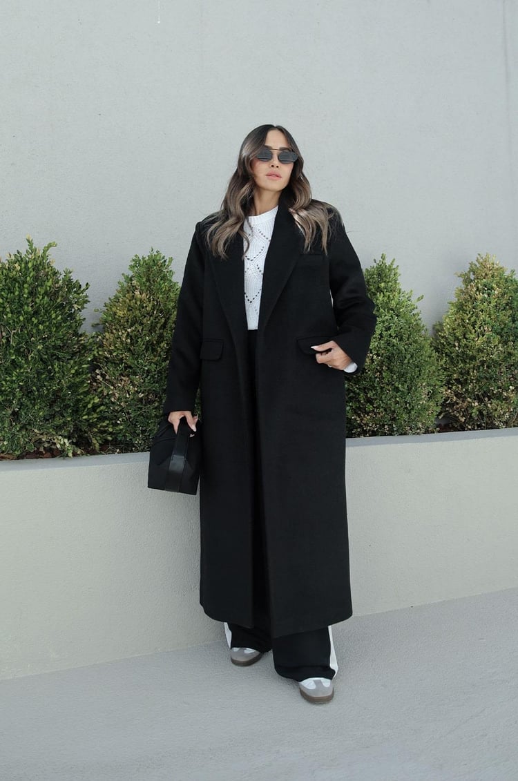 Siyah Almira Uzun Kaşe Kaban