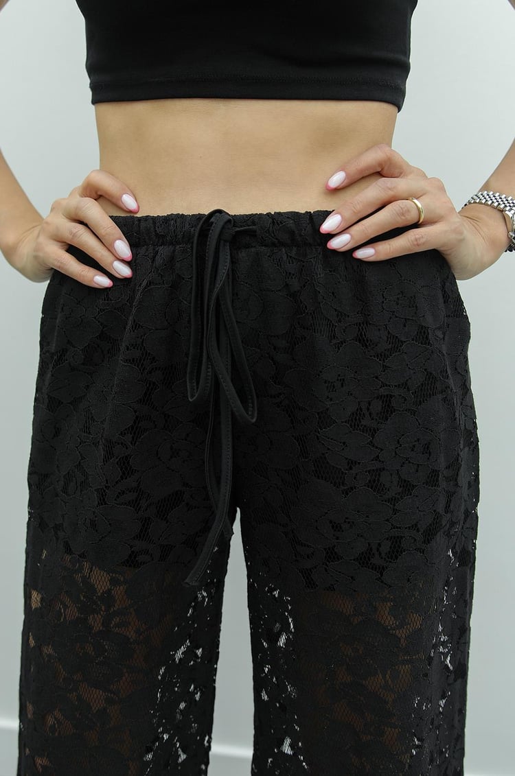 Siyah Astarlı Dantel Pantolon