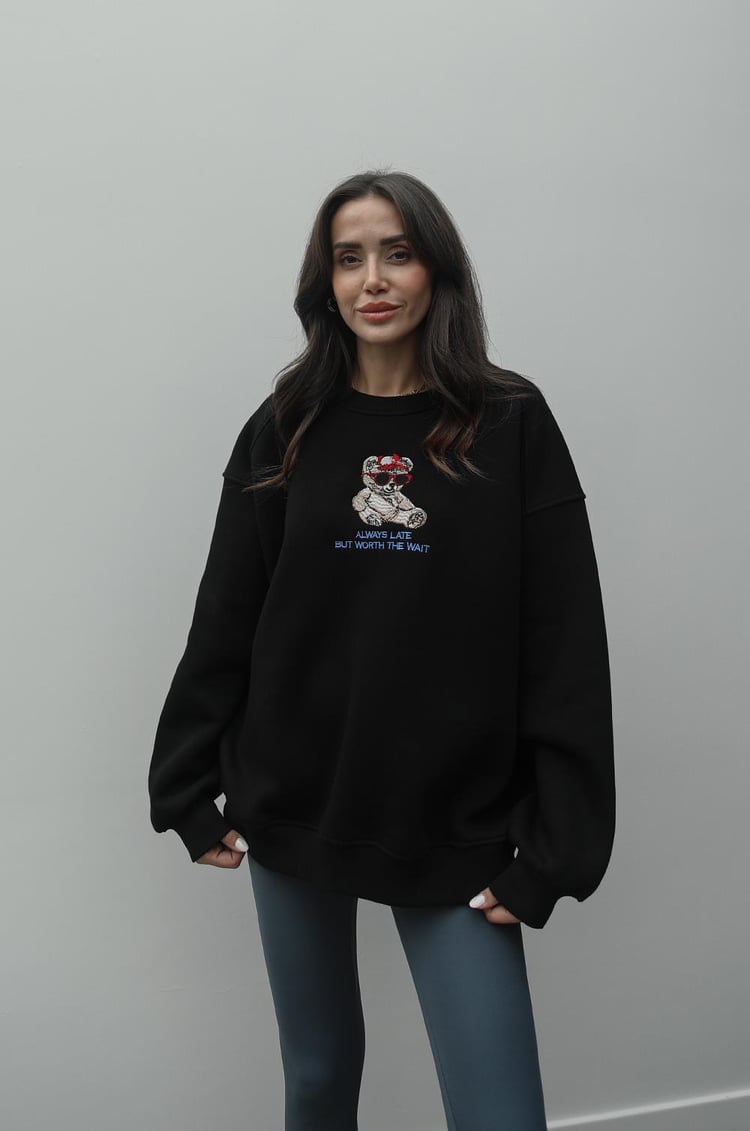 Siyah Ayıcık Baskılı Sweatshirt