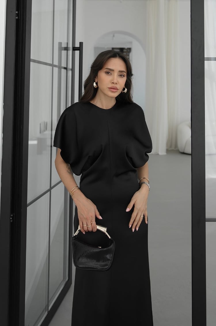 Siyah Batwing Saten Elbise