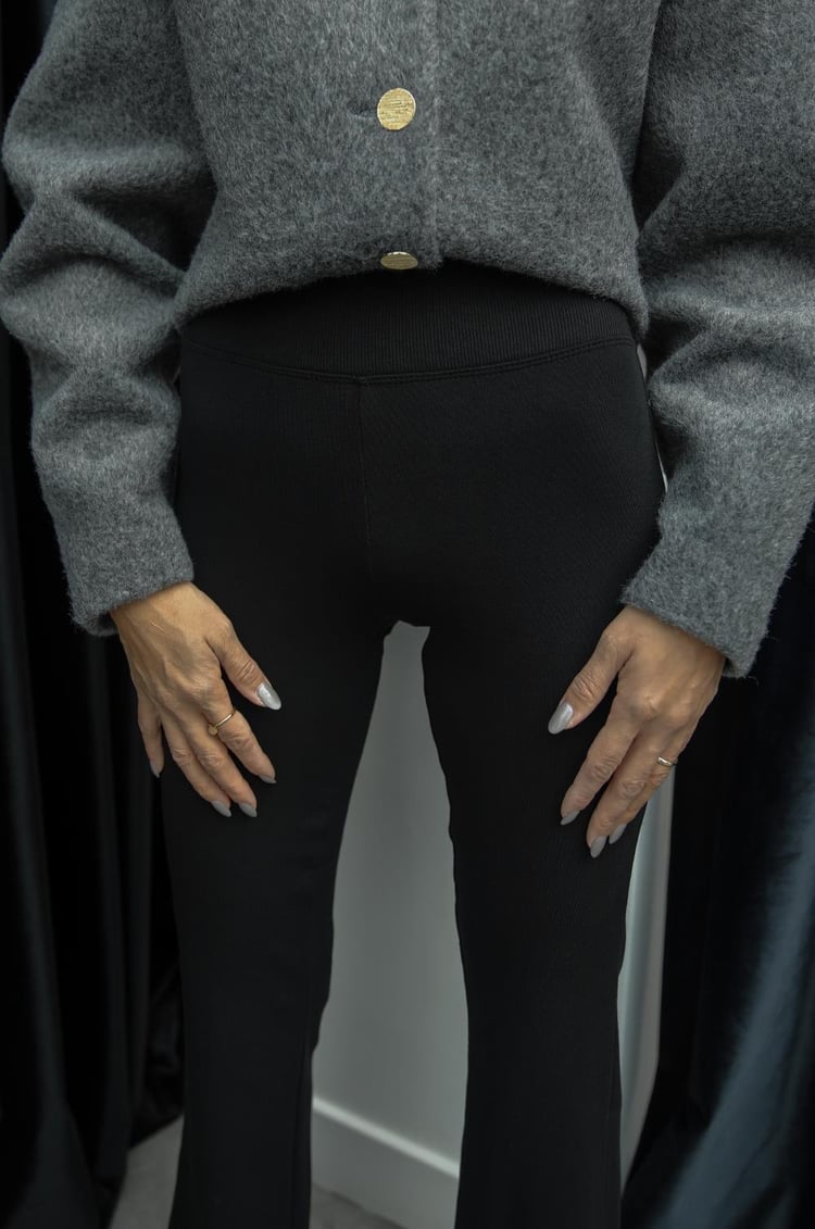 Siyah Beli Fitilli İspanyol Paça Pantolon