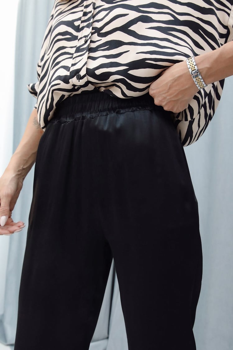 Siyah Beli Lastikli Saten Pantolon