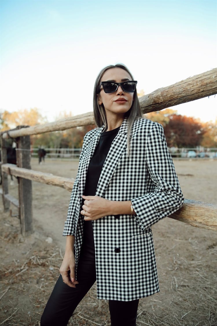 Siyah Beyaz Ekoseli Blazer Ceket