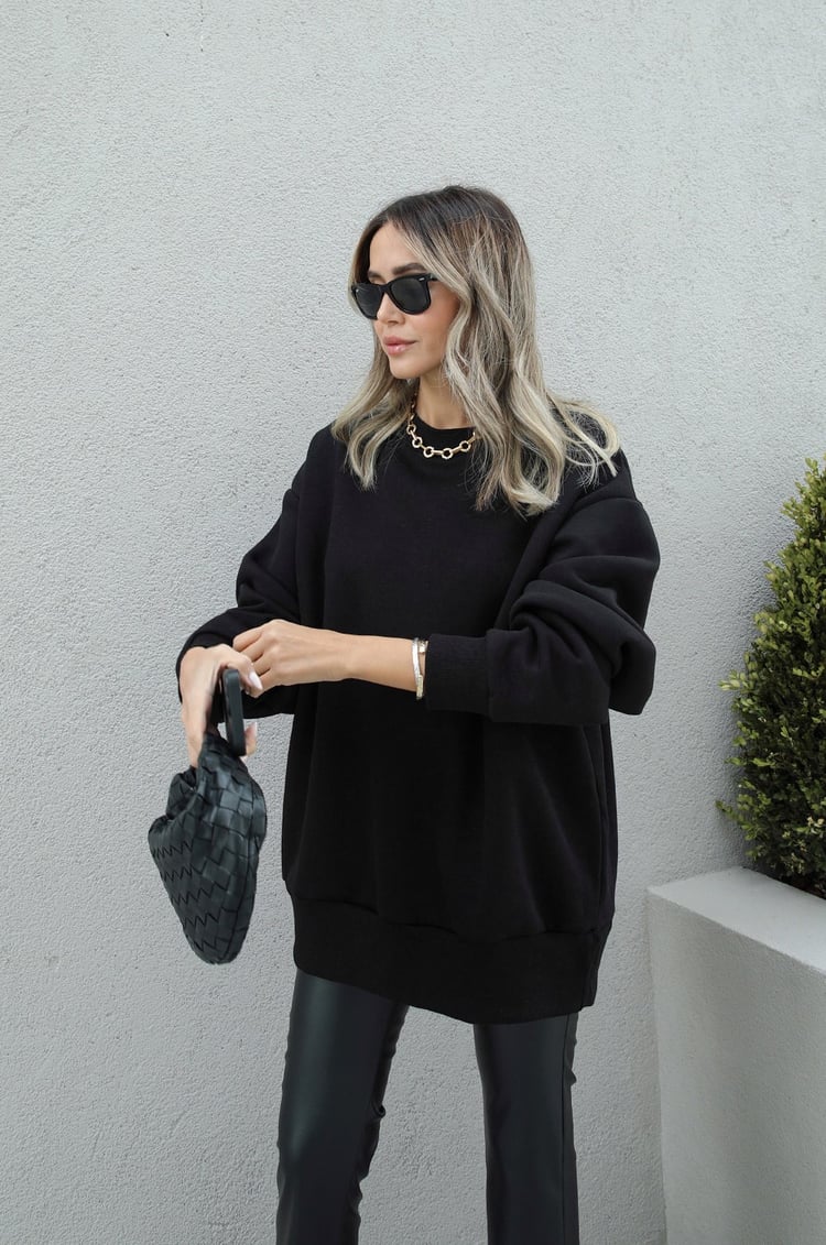 Siyah Bisiklet Yaka Basic Sweatshirt