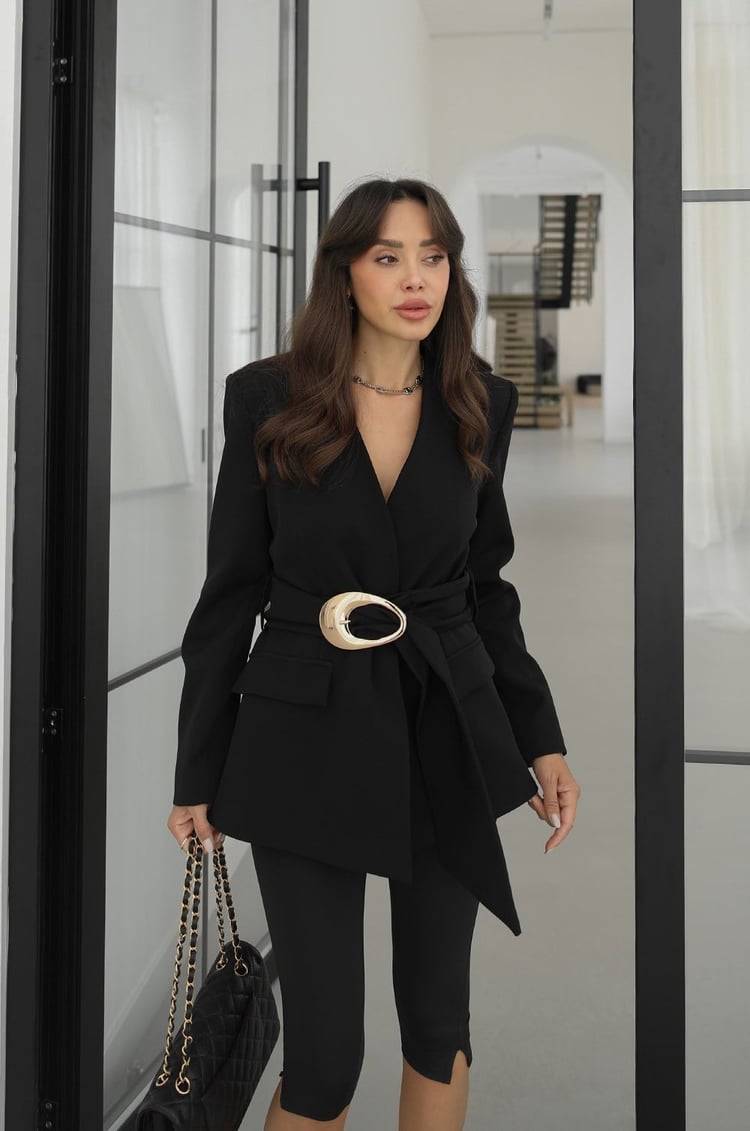 Siyah Büyük Gold Tokalı Blazer Ceket