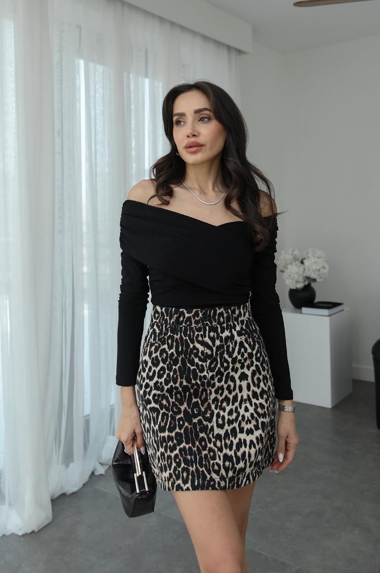 Siyah Çapraz Yaka Bluz