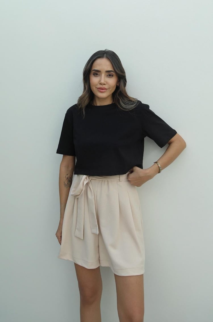 Siyah Carla Kısa Basic Tişört