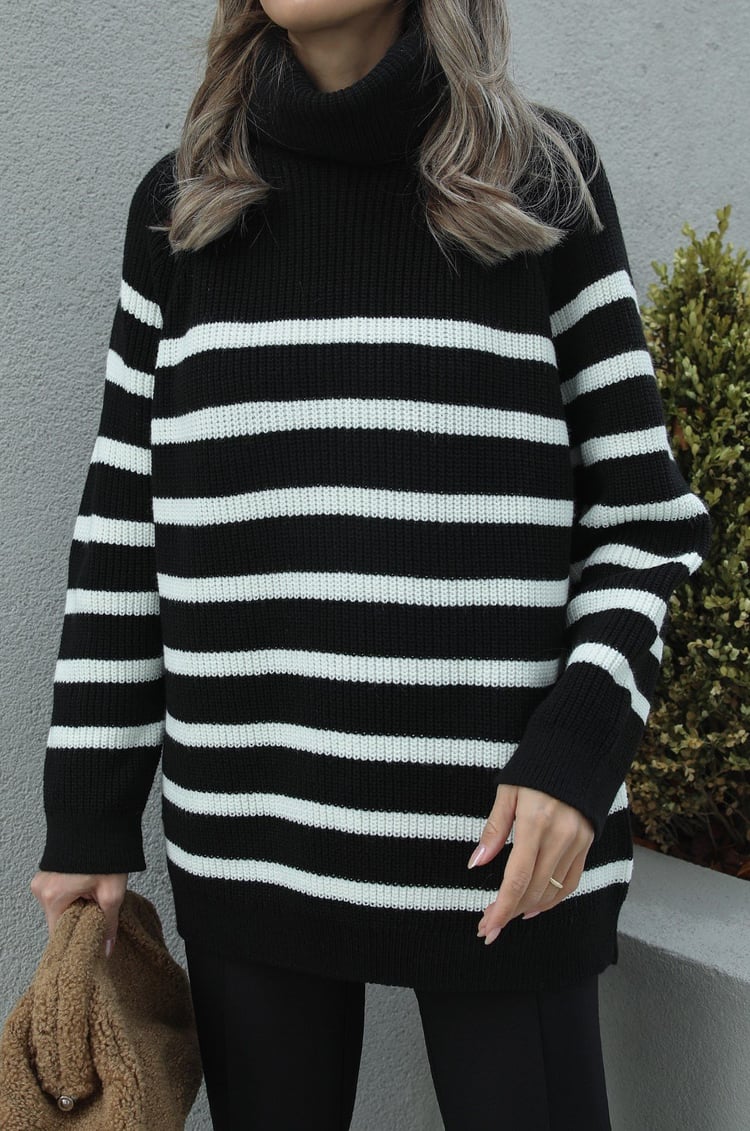 Siyah Çizgili Geniş Balıkçı Yaka Kazak