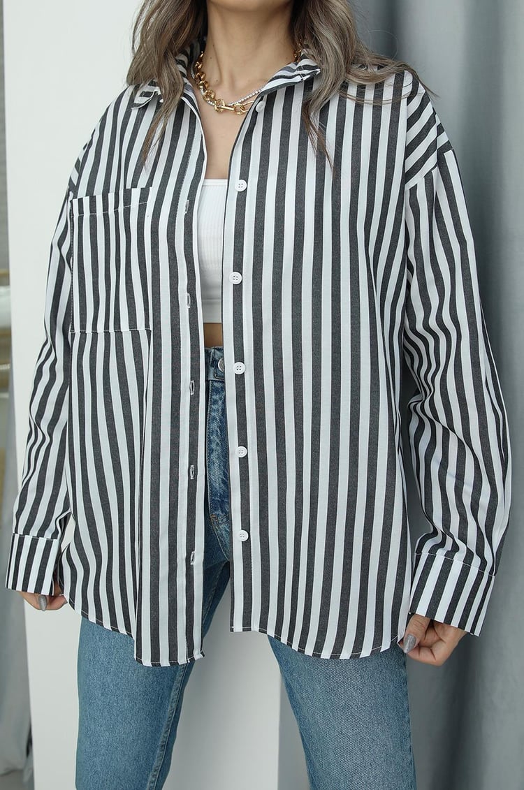 Siyah Çizgili Tek Cepli Gömlek