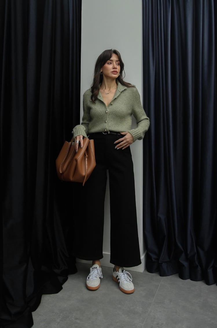 Siyah Cropped Kemerli Jean