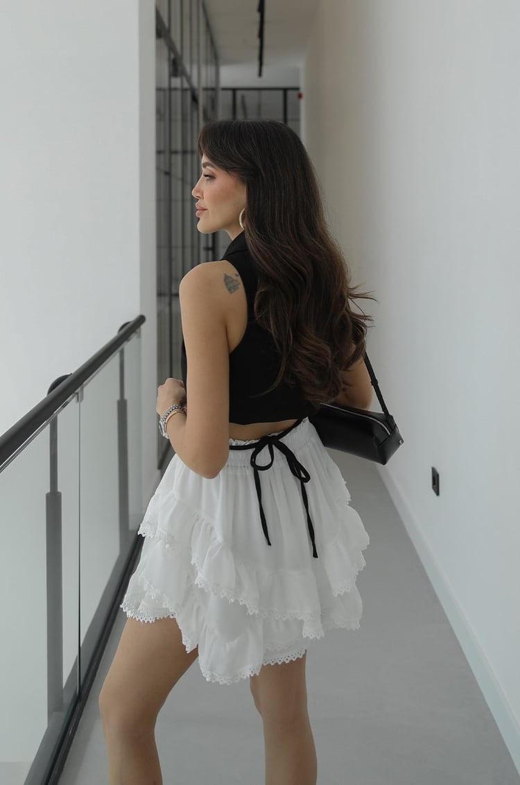 Siyah Cut Out Yelek