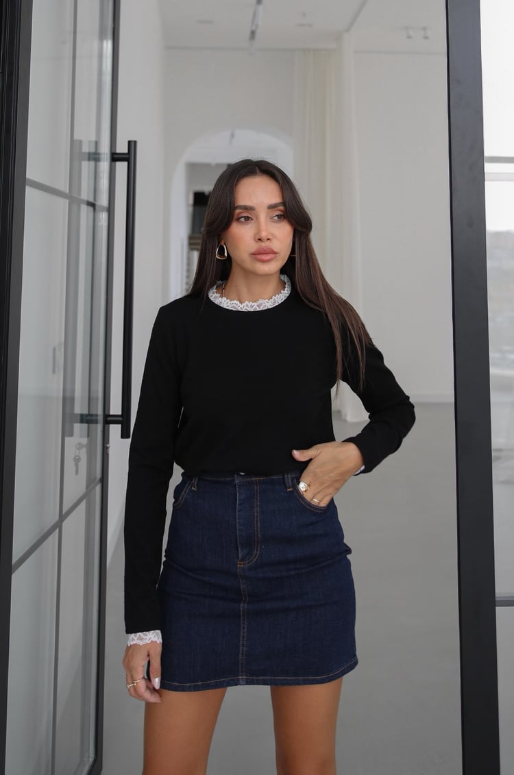 Siyah Dantelli Long Sleeve Triko Bluz
