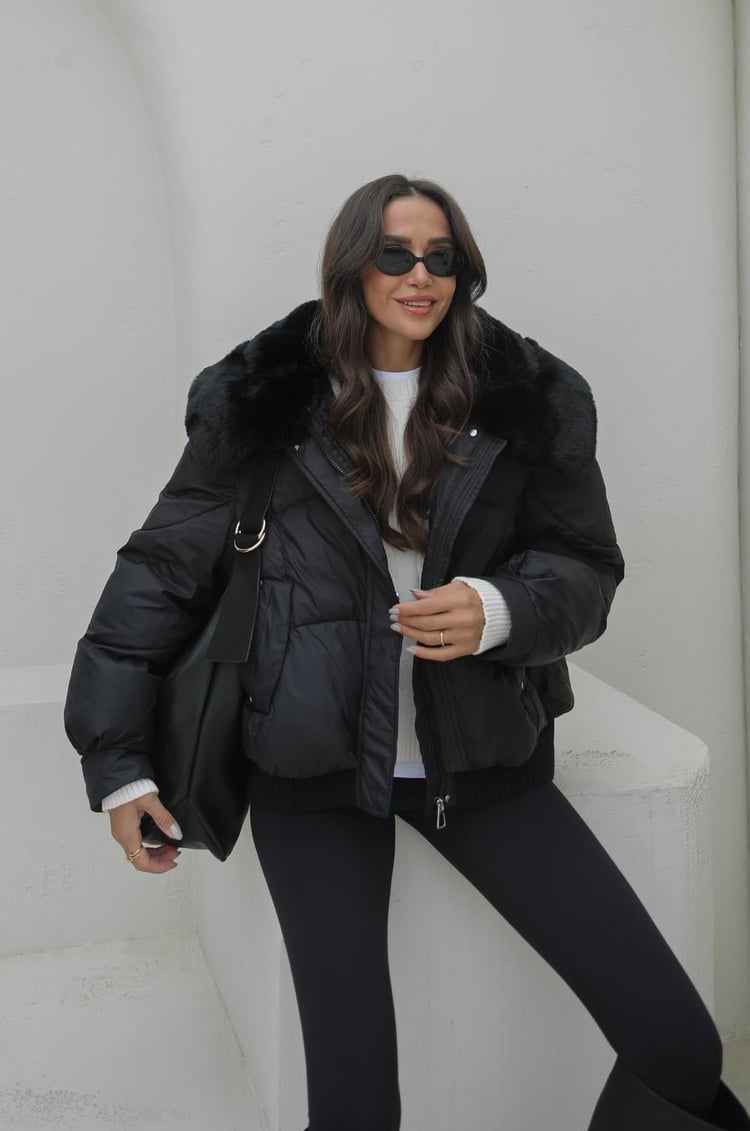Siyah Deluxe Kürk Detaylı Şişme Mont