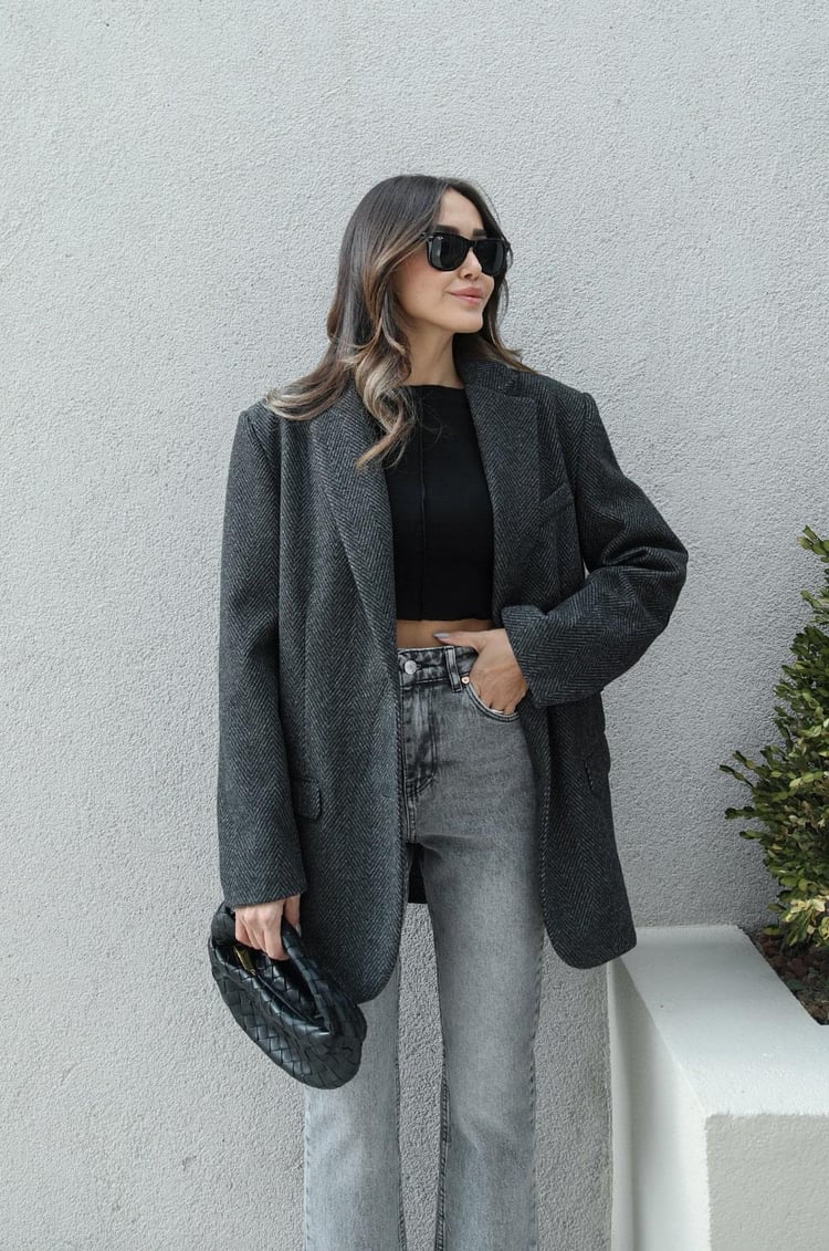 Siyah Dirsek Yamalı Balık Sırtı Blazer Ceket