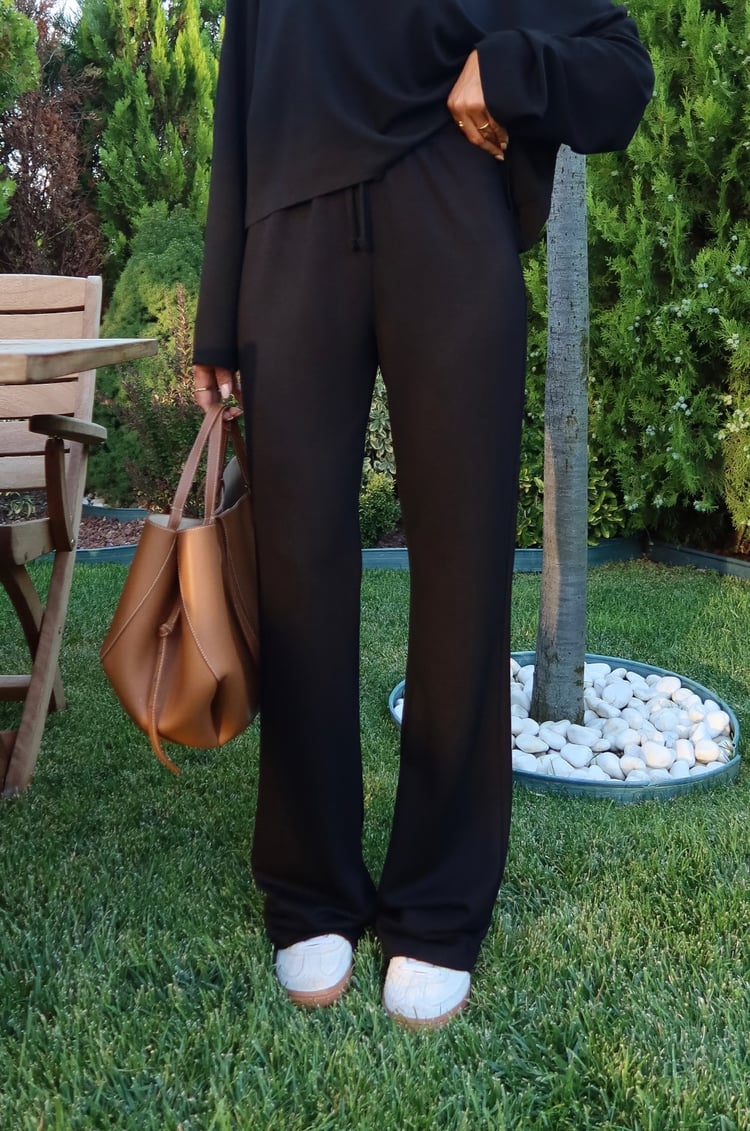 Siyah Düşük Omuz Oversize Bluz Pantolon Takım 