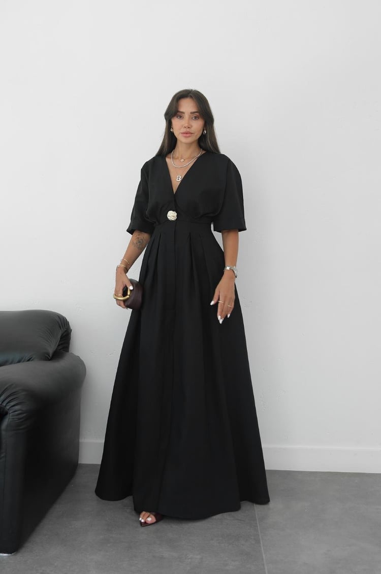 Siyah Gold Aksesuarlı Ham Keten Elbise