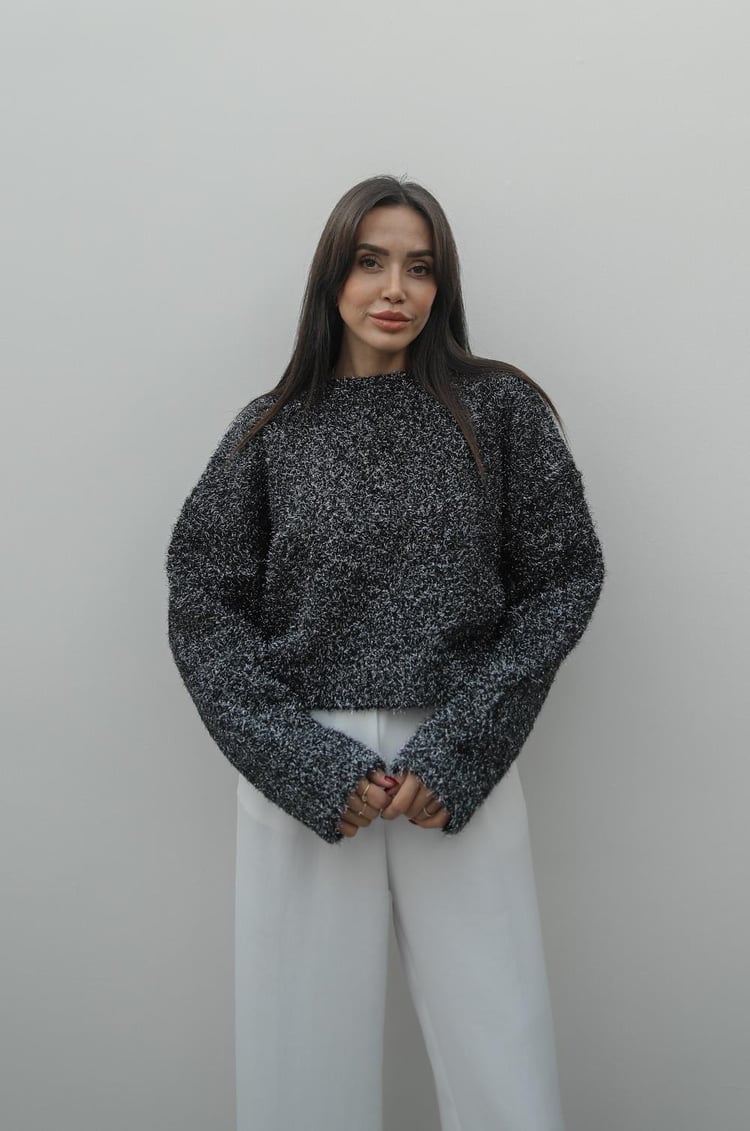 Siyah Gümüş Simli Kazak