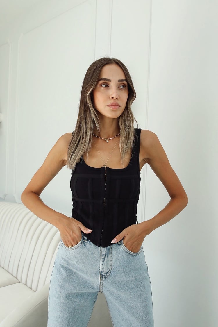 Siyah Korse Görünümlü Bluz