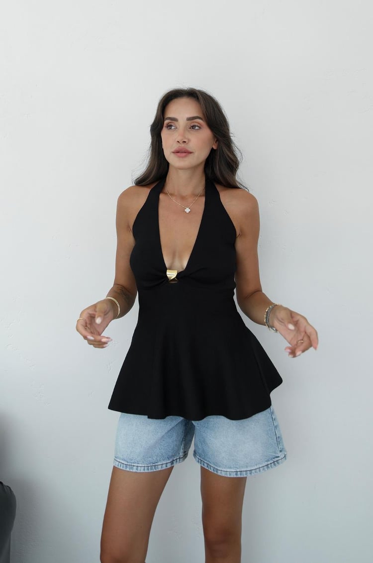 Siyah Metal Detaylı Peplum Triko Bluz